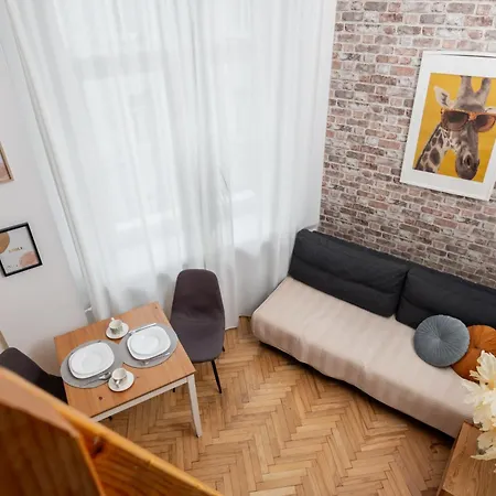 The Loft Chmielna * Varsóvia