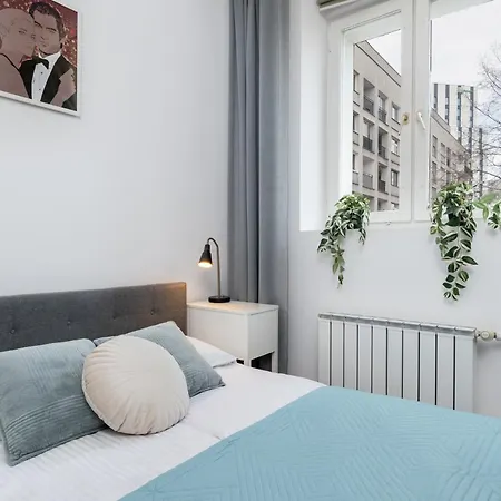 The Loft Chmielna Apartamento Varsóvia